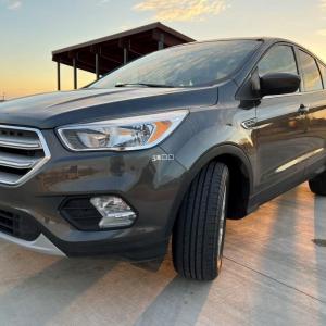 2019 Ford Escape SUV clean tit