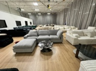 达拉斯最大家具批发公司年底清库存