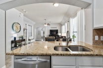 Aubrey/Savanah 小区主卧出租