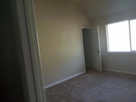 西Allen 二楼侧卧出租