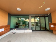 出租曼谷辉煌350平米4层办公楼